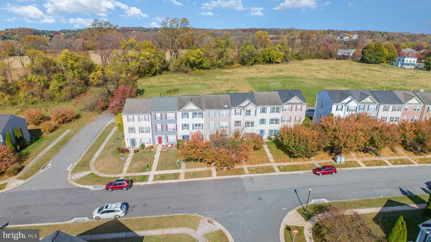 124 Maple Leaf Drive photo 42