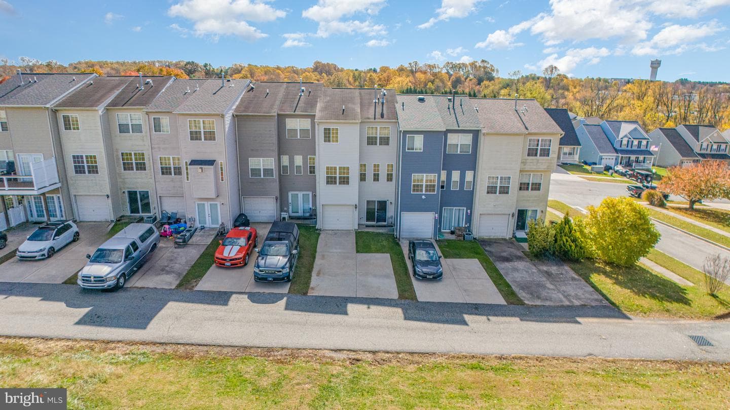 124 Maple Leaf Drive photo 6