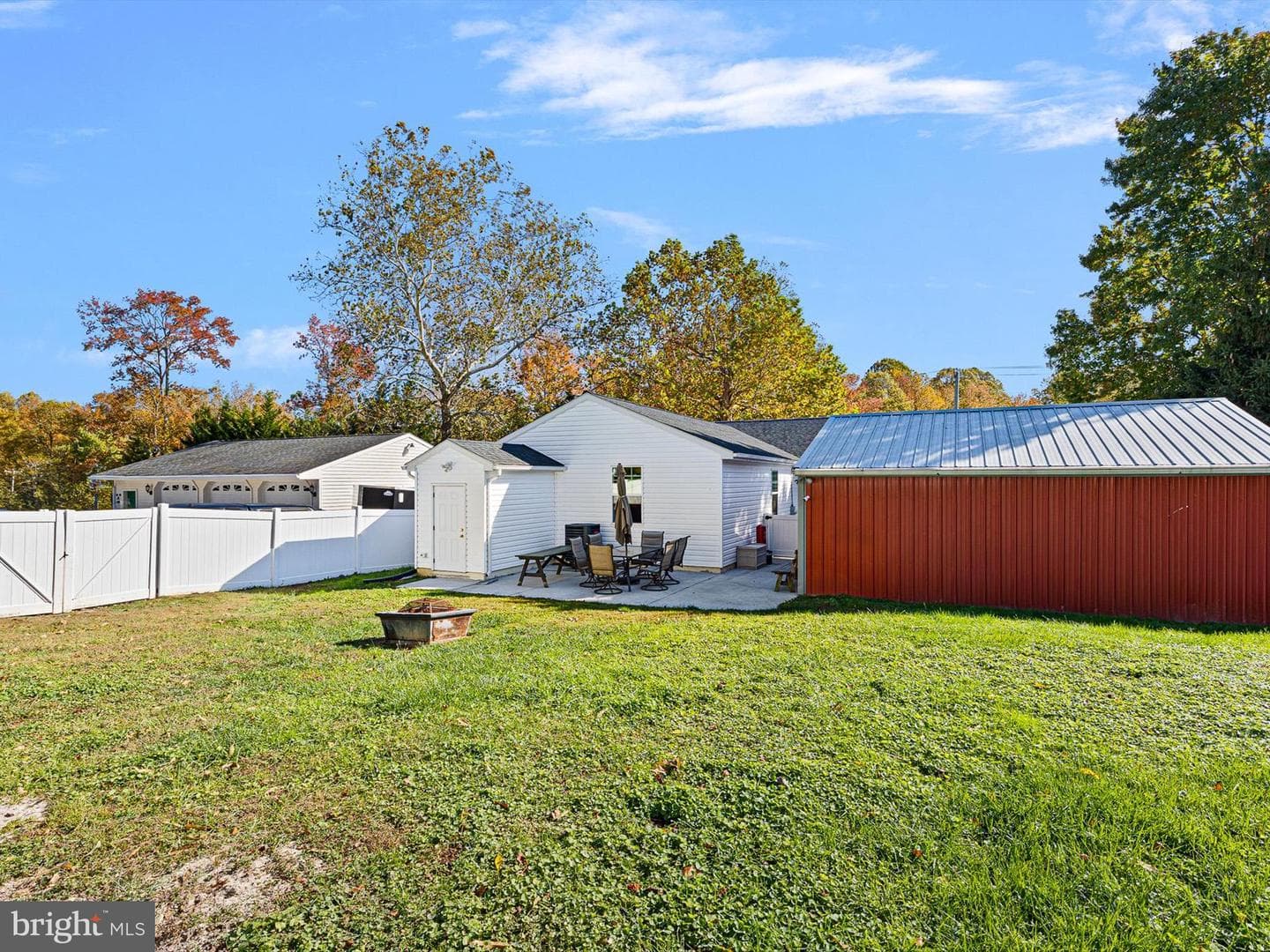 653 Mechanics Valley Road photo 3