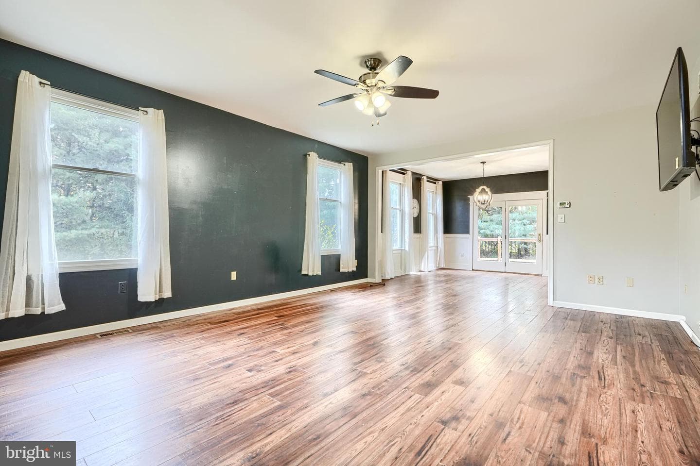 544 Elk Mills Road photo 8