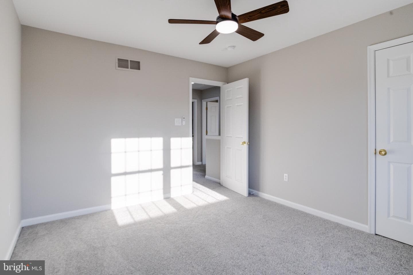 1 Pinehurst Court photo 34