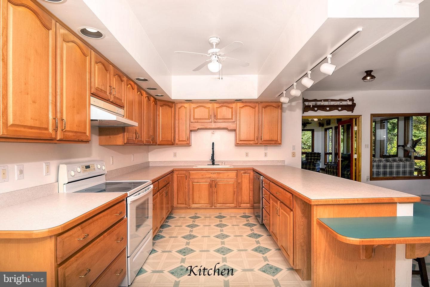 699 Shady Beach Road photo 16