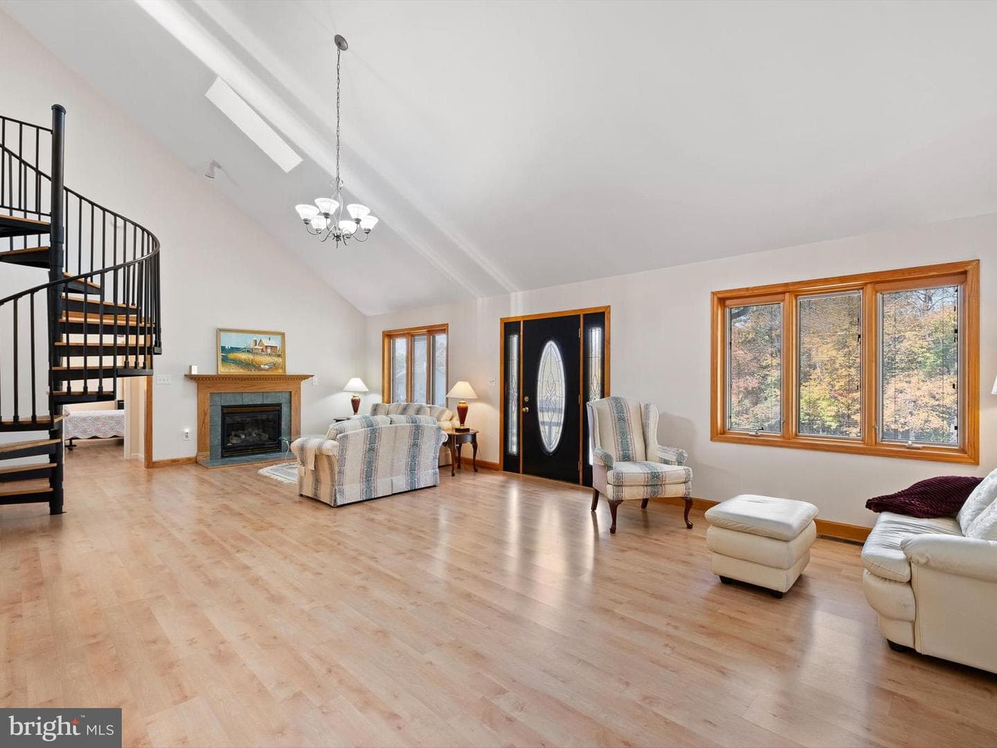 4350 Telegraph Road photo 10