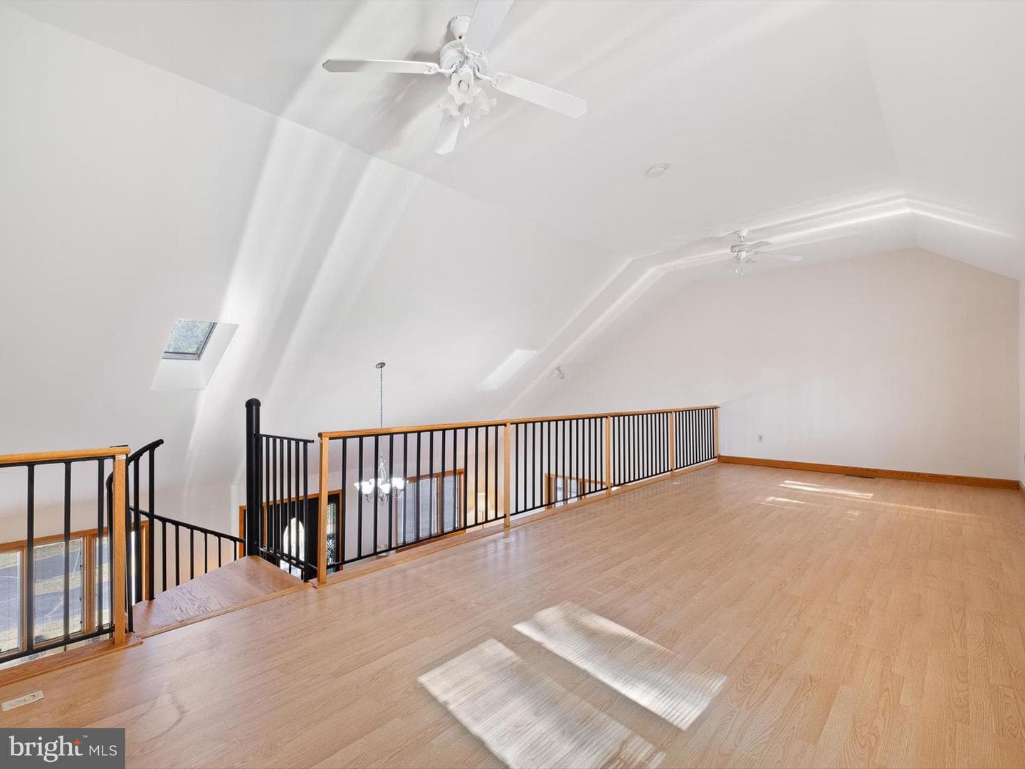 4350 Telegraph Road photo 12