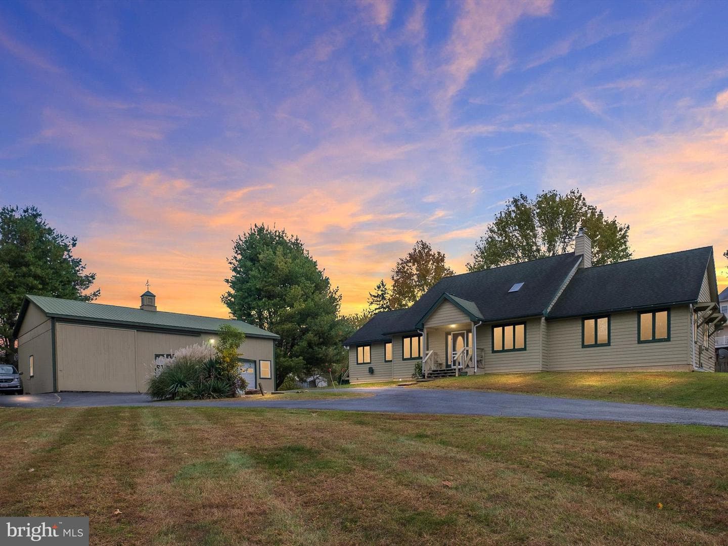 4350 Telegraph Road photo 2