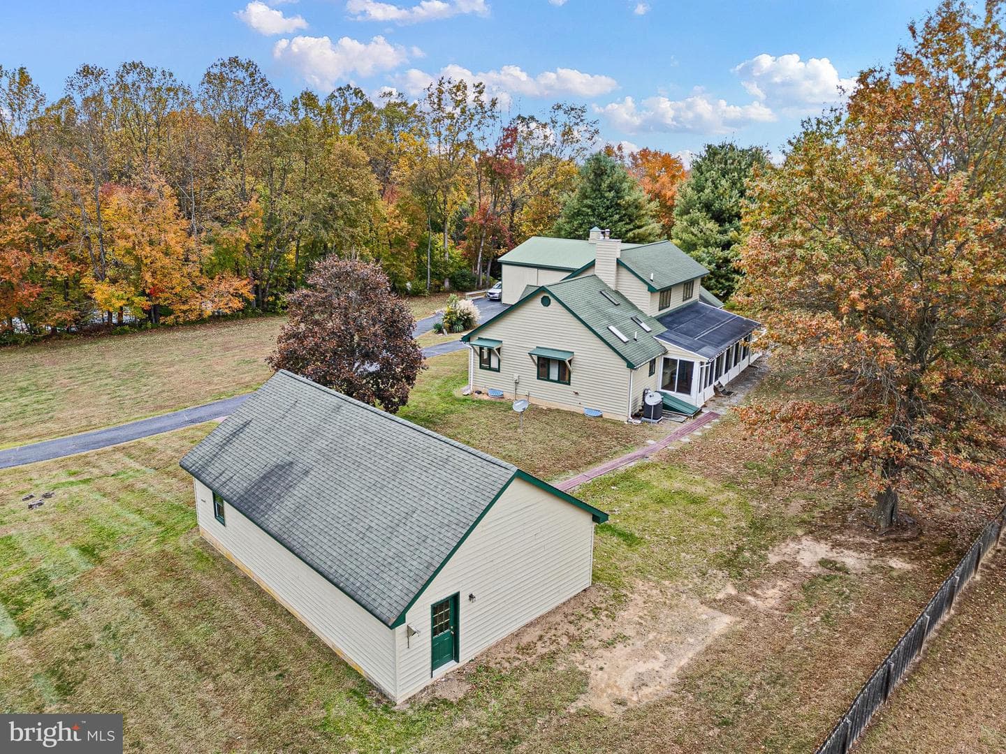 4350 Telegraph Road photo 32