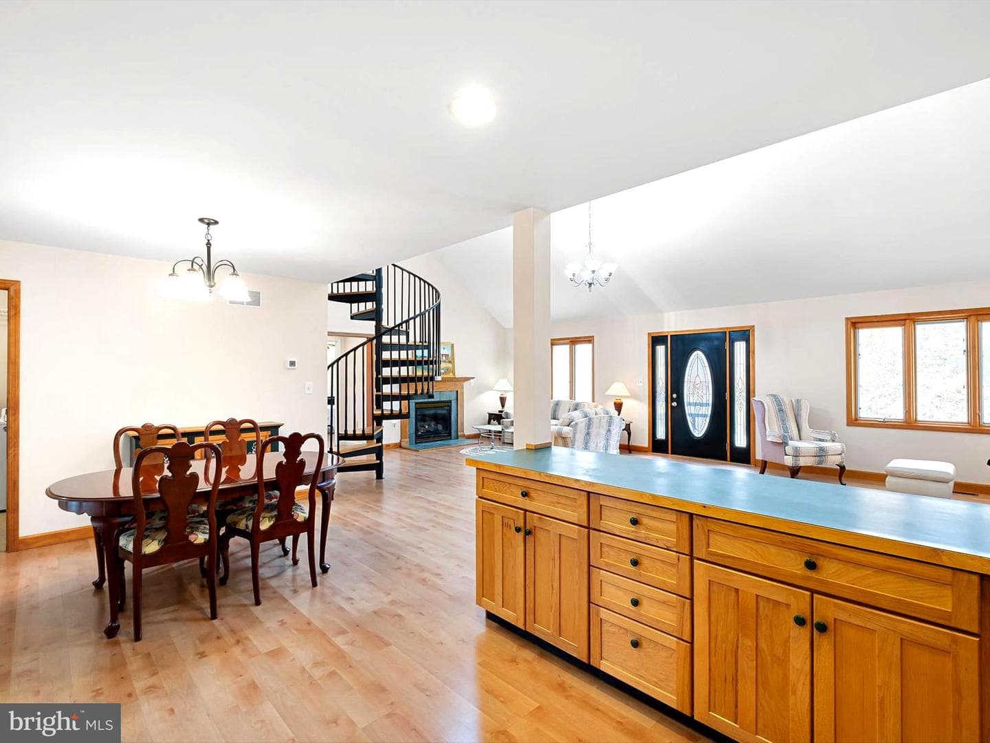 4350 Telegraph Road photo 7