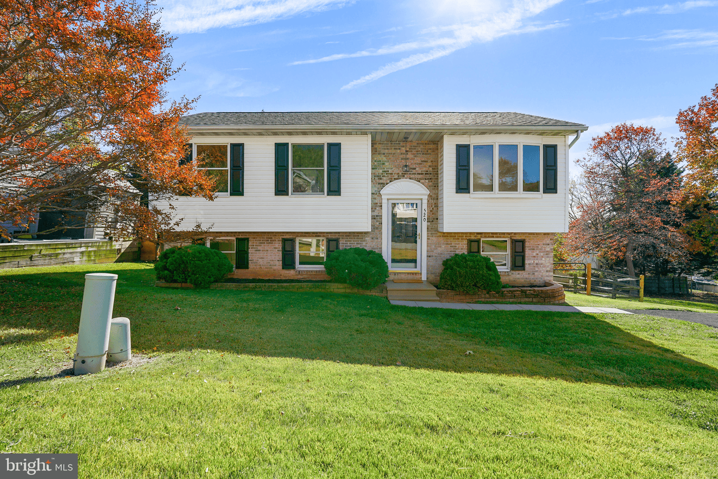 520 Saint Charles Street photo 1