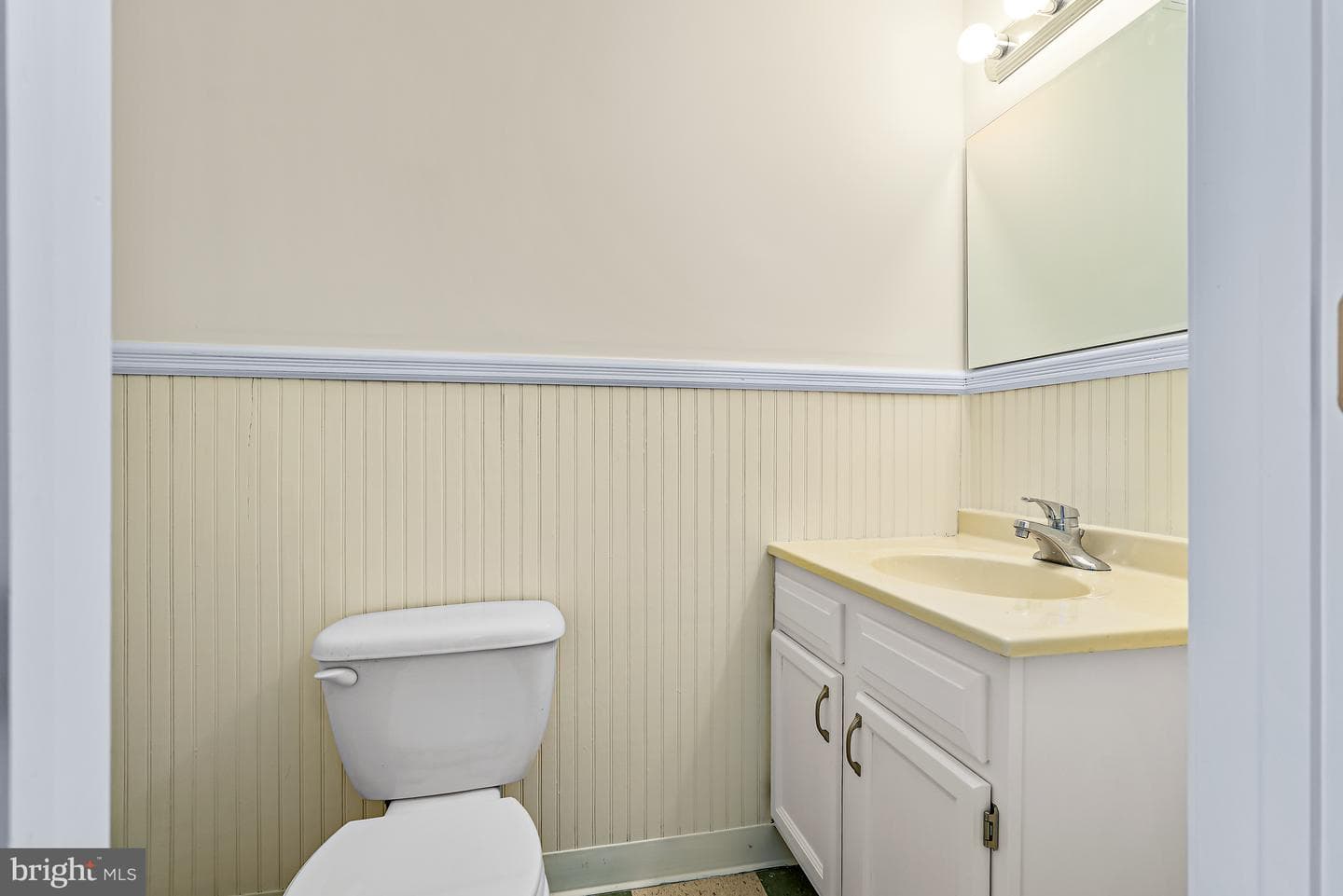520 Saint Charles Street photo 19