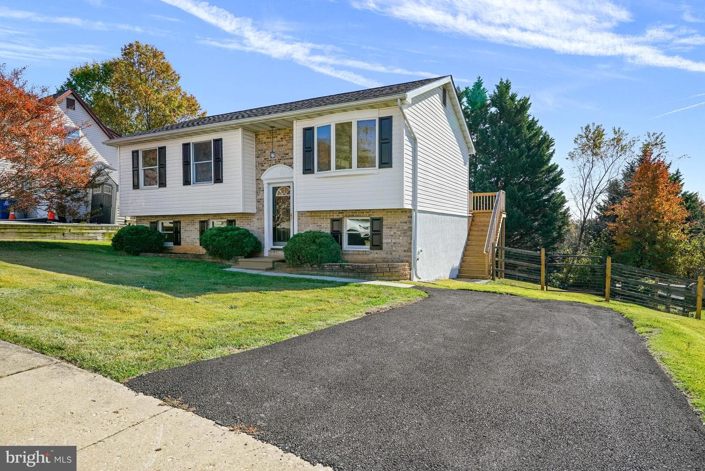 520 Saint Charles Street photo 23