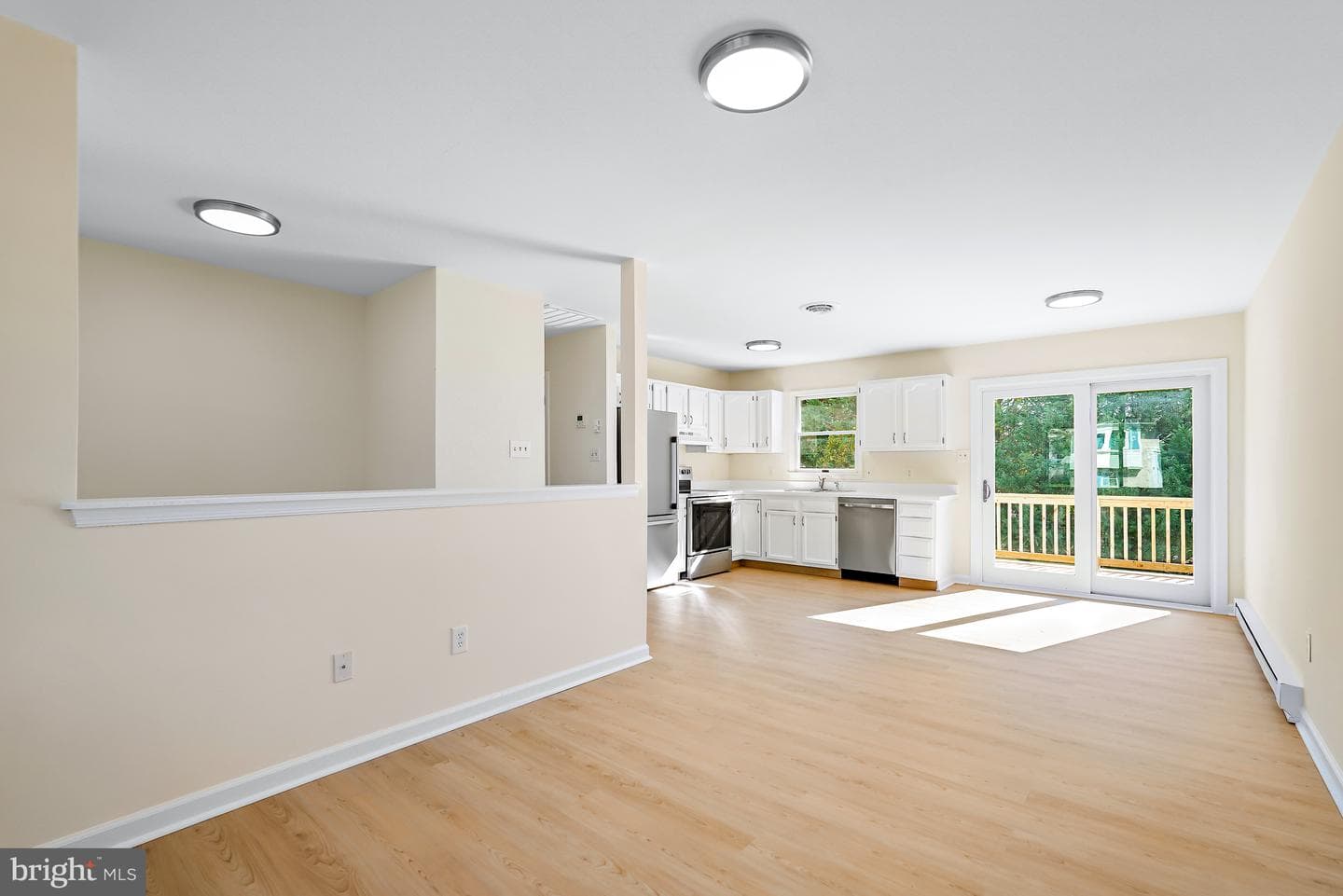 520 Saint Charles Street photo 7