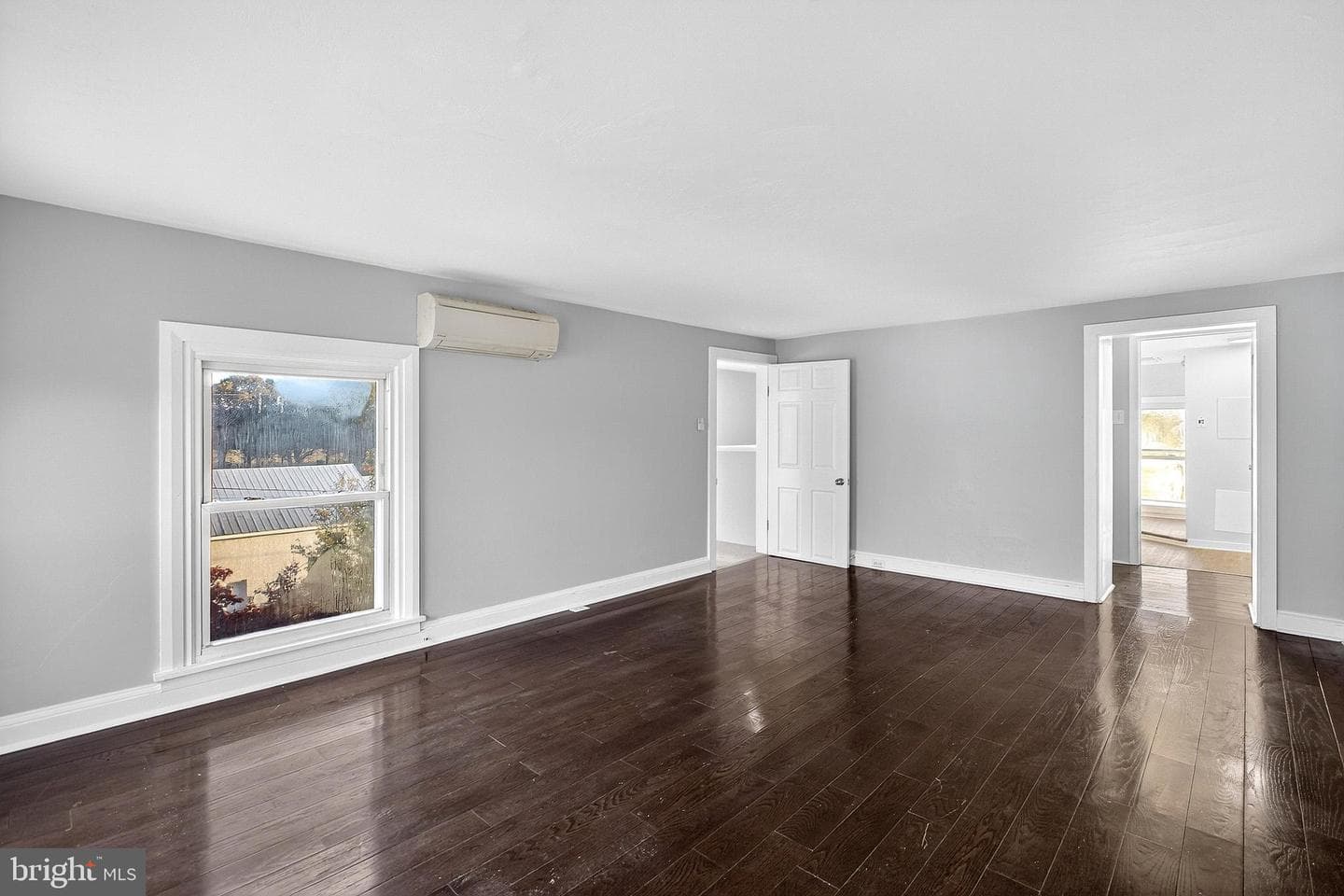 110 Delaware Avenue photo 54