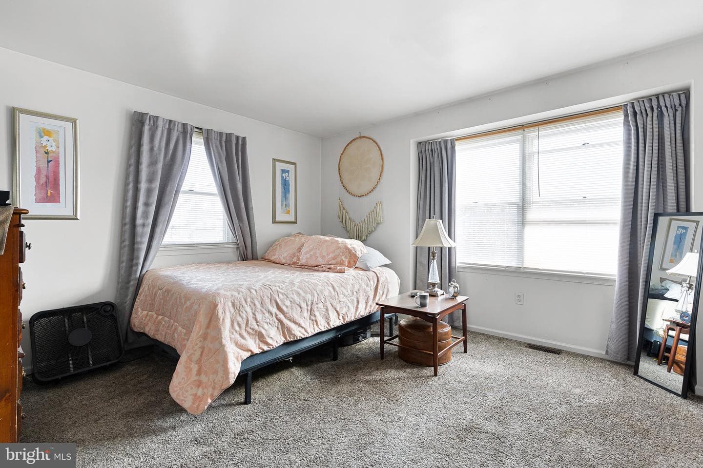 156 E Village Road photo 13