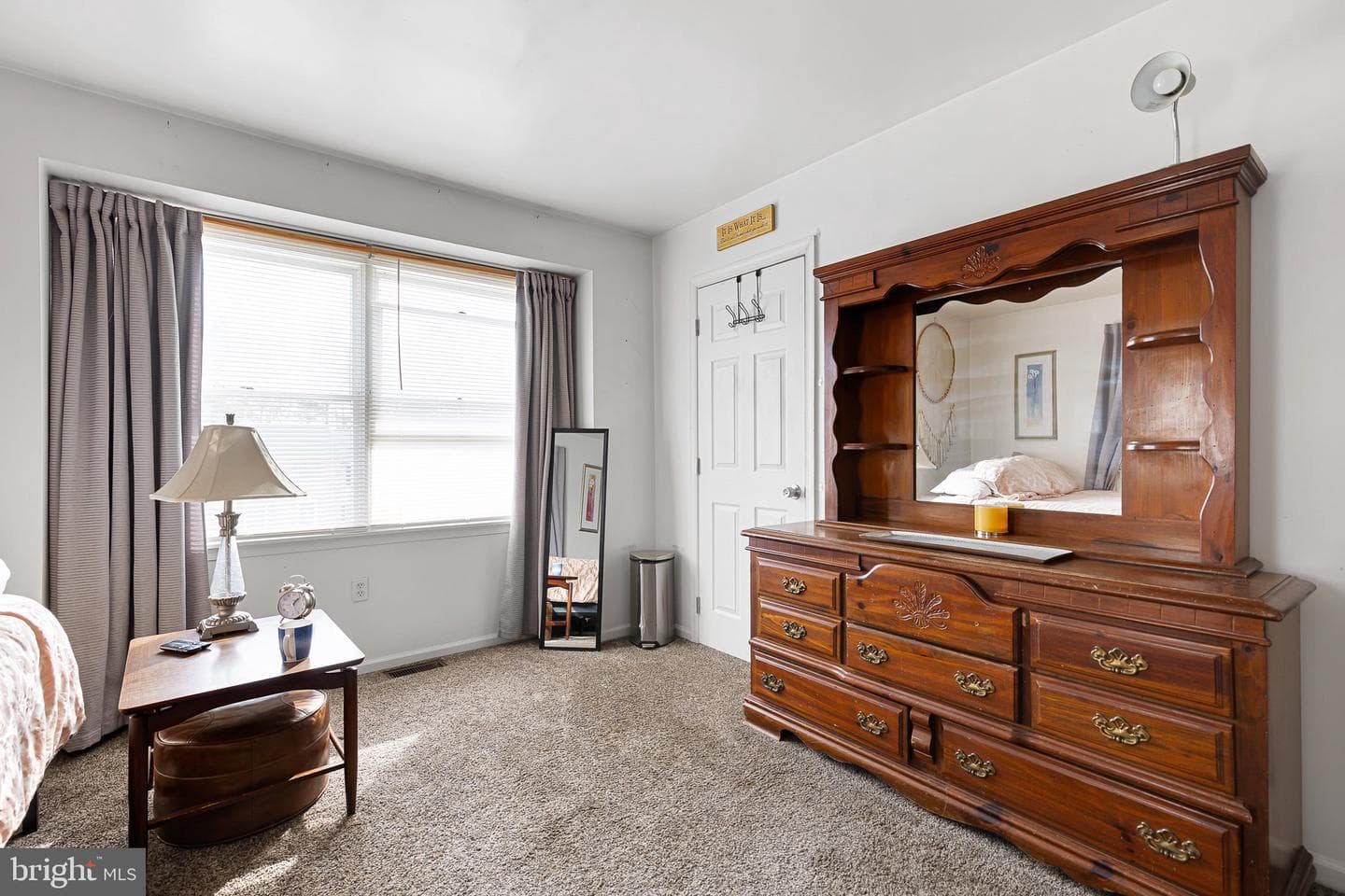 156 E Village Road photo 15
