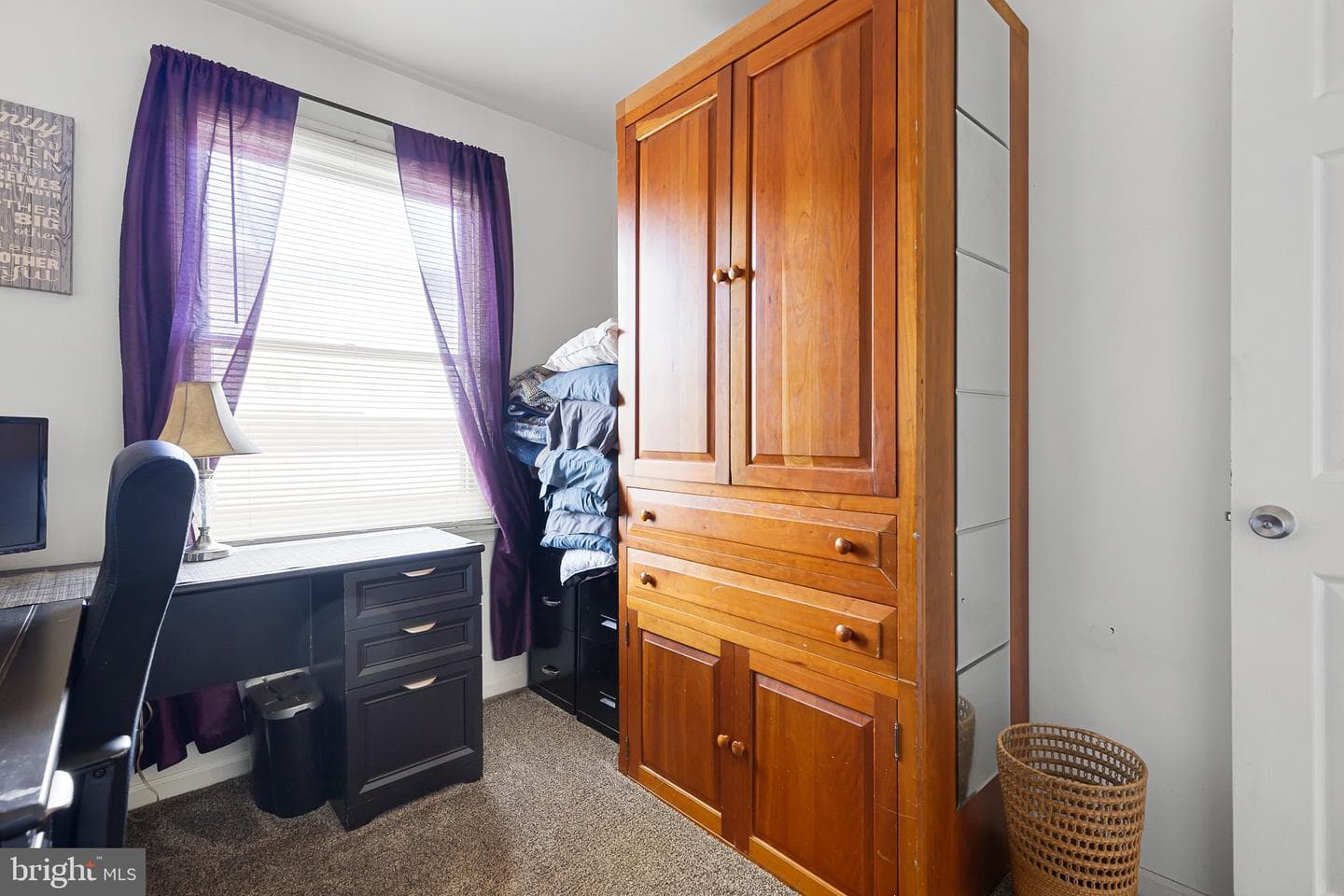 156 E Village Road photo 19