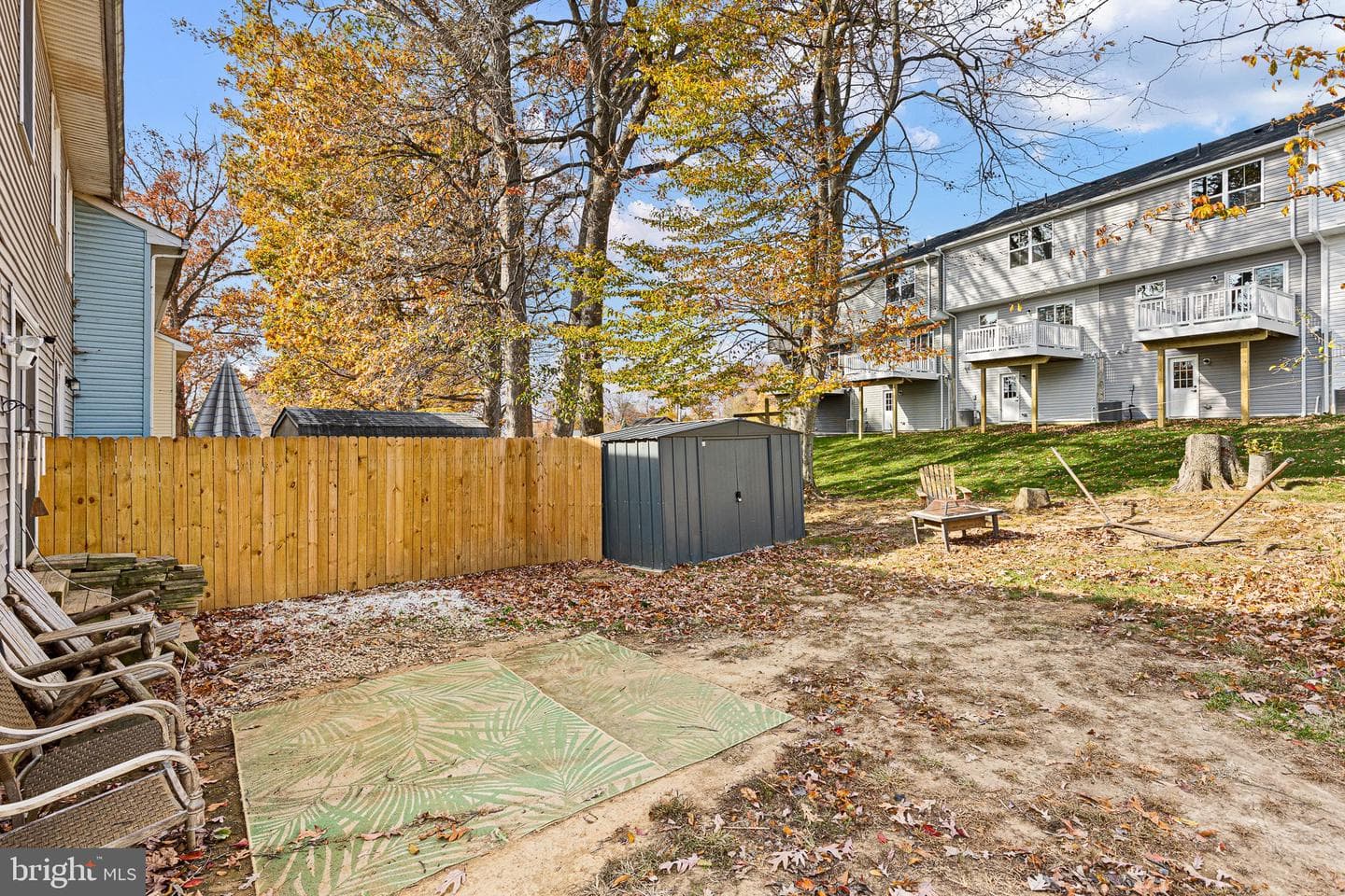 156 E Village Road photo 23