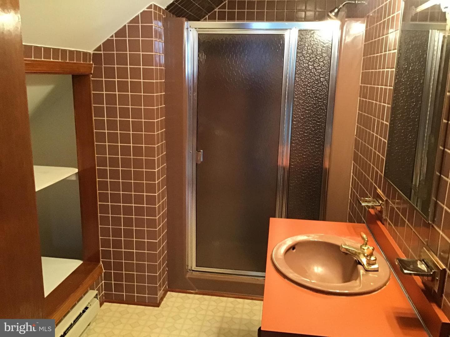 105 W Walnut Street photo 11