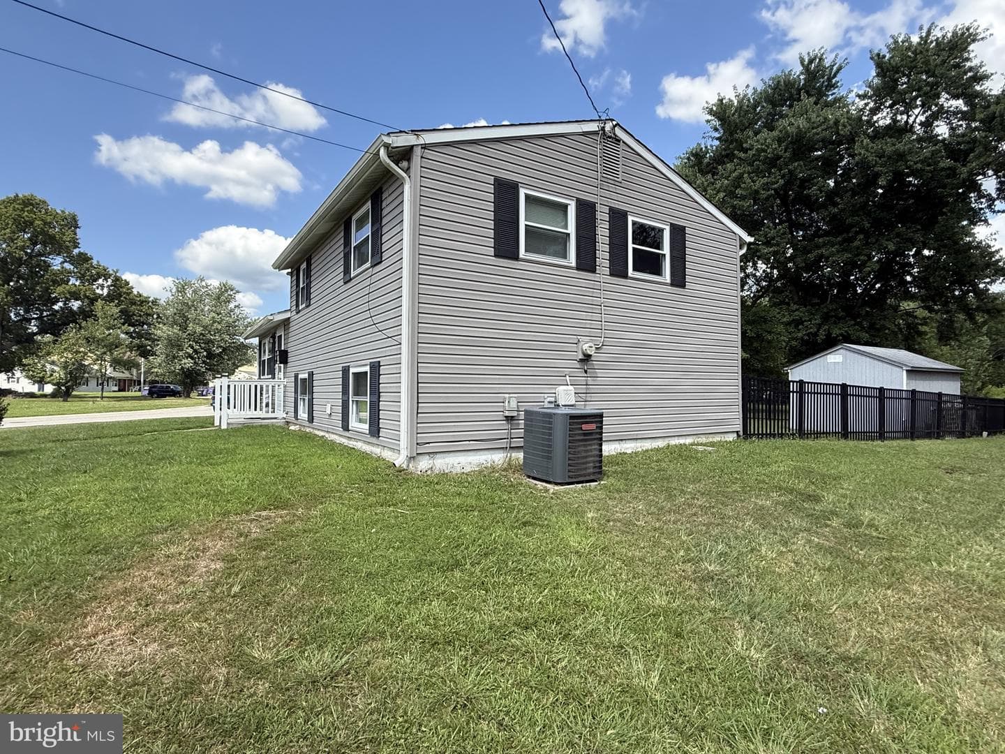 20 Chestnut Drive photo 42