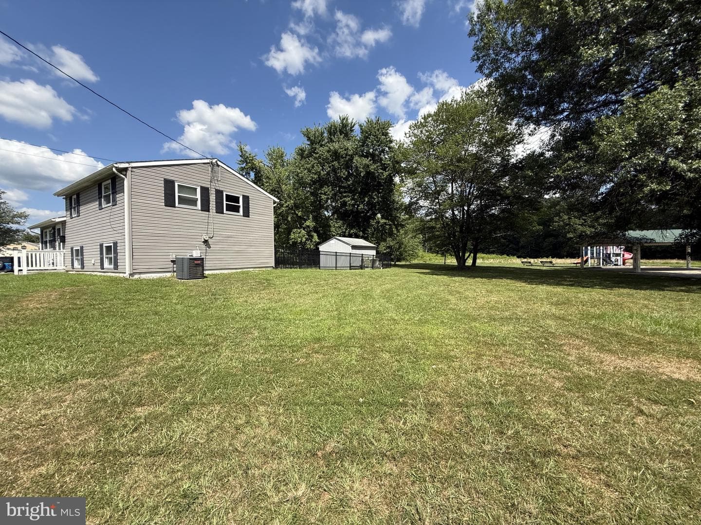 20 Chestnut Drive photo 43