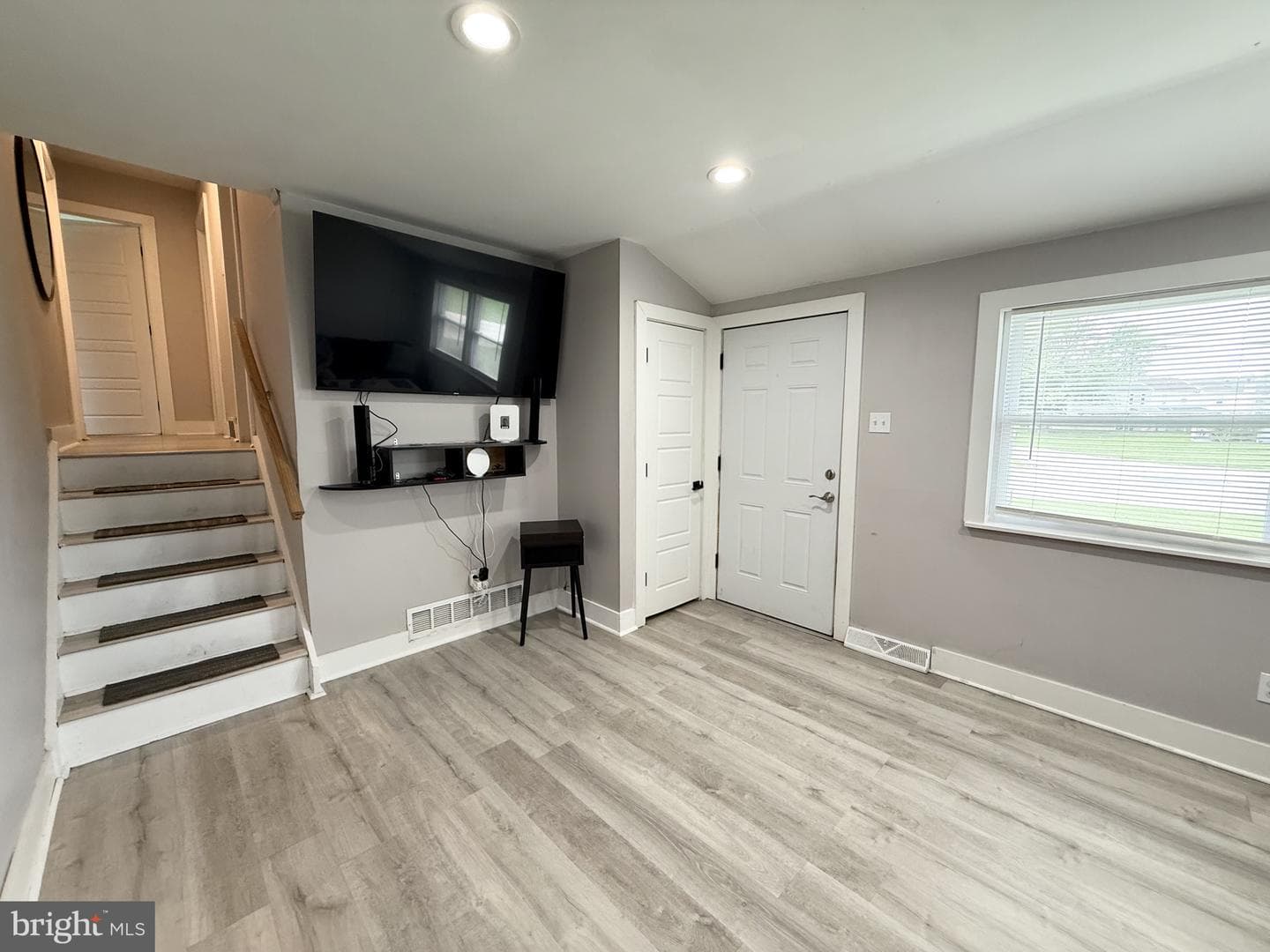 20 Chestnut Drive photo 5