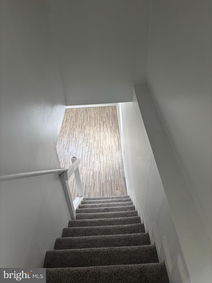 606 Gray Mount Circle photo 11