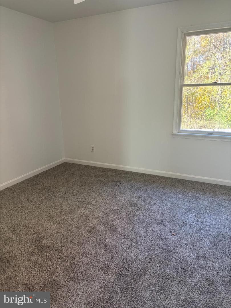 606 Gray Mount Circle photo 8