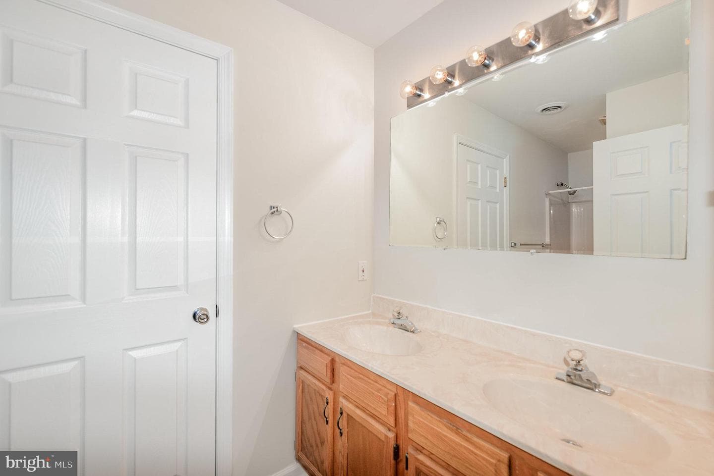 535 Oldfield Point Road photo 24