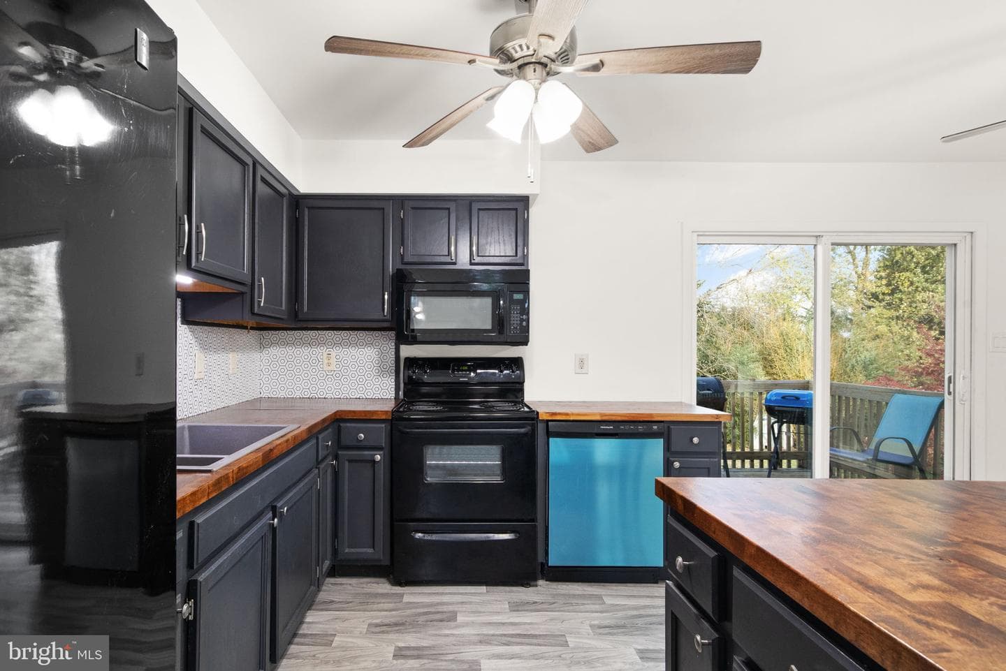 148 Sharon Street photo 13