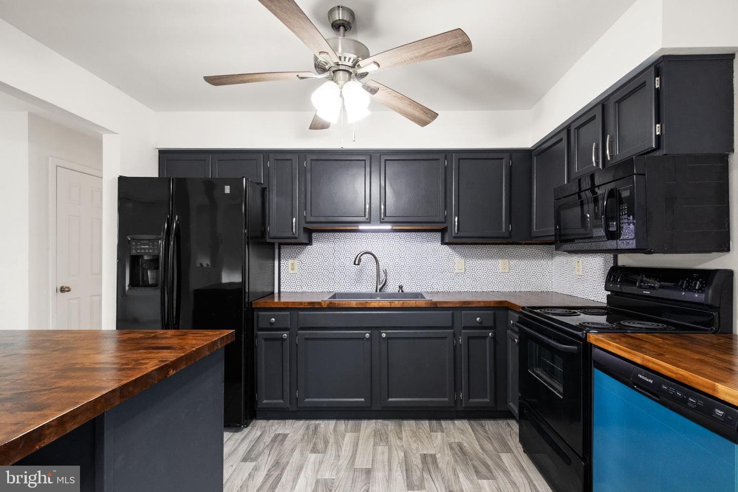 148 Sharon Street photo 14