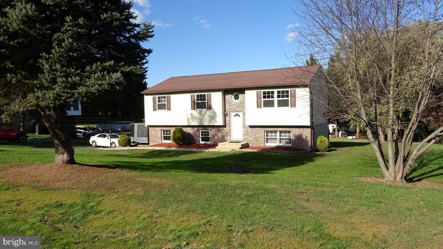 148 Sharon Street photo 3