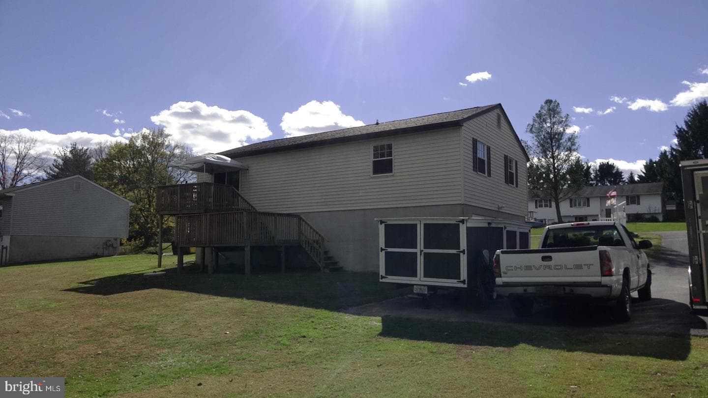148 Sharon Street photo 38