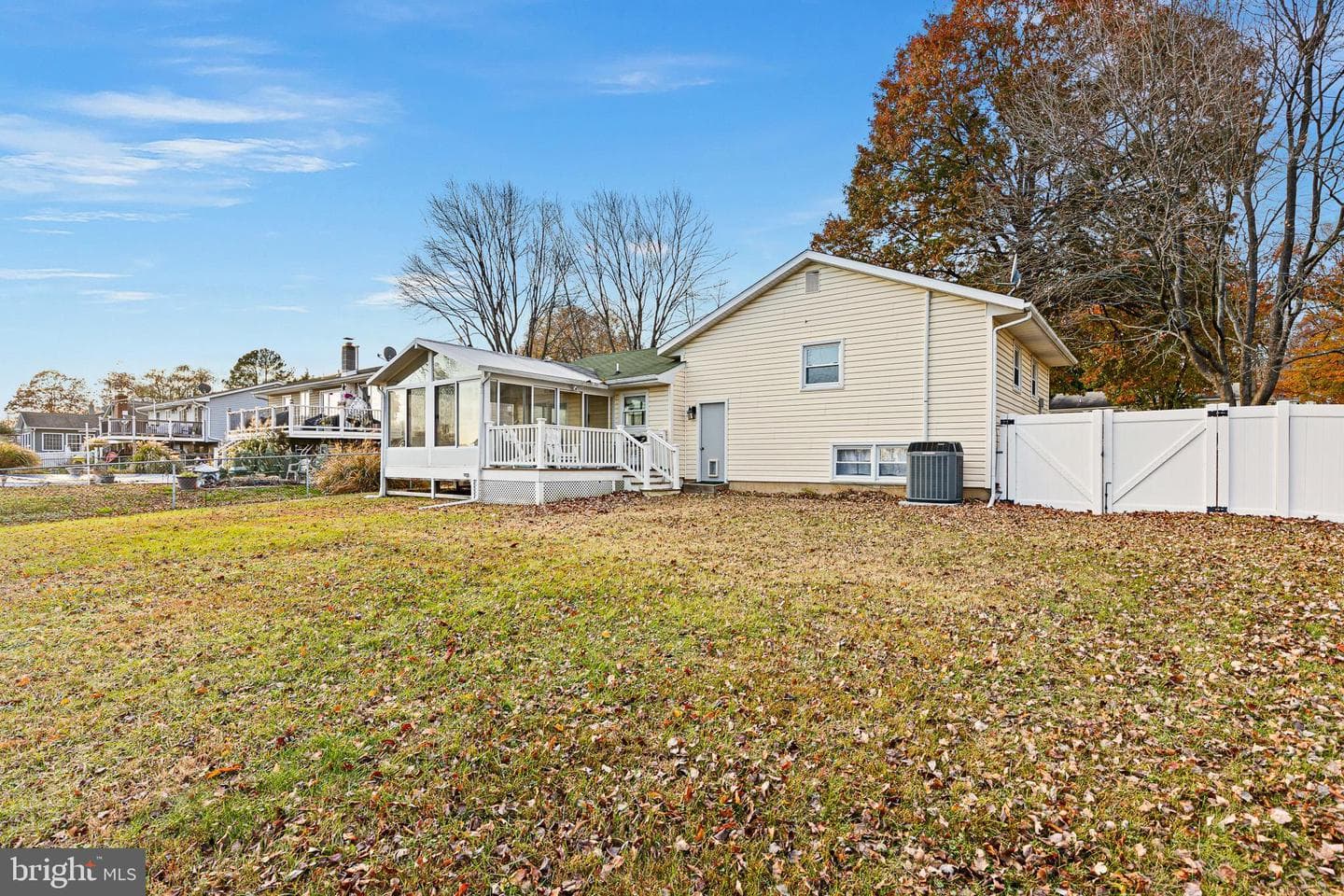 228 Courtney Drive photo 11