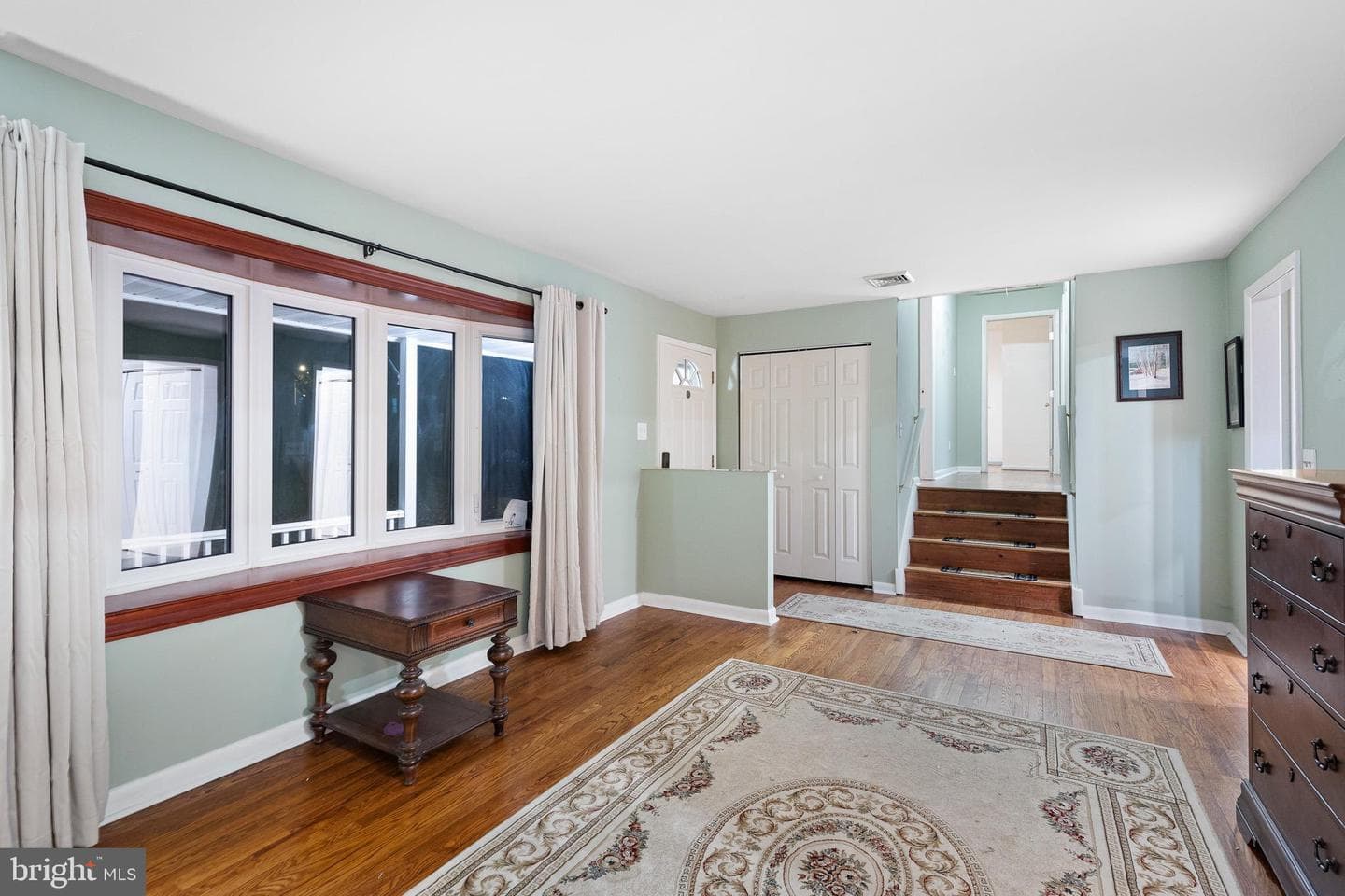 228 Courtney Drive photo 20