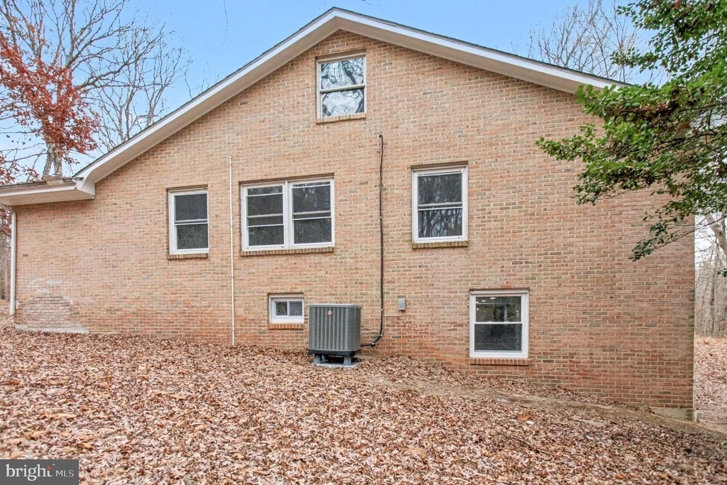 Garrett Court photo 14