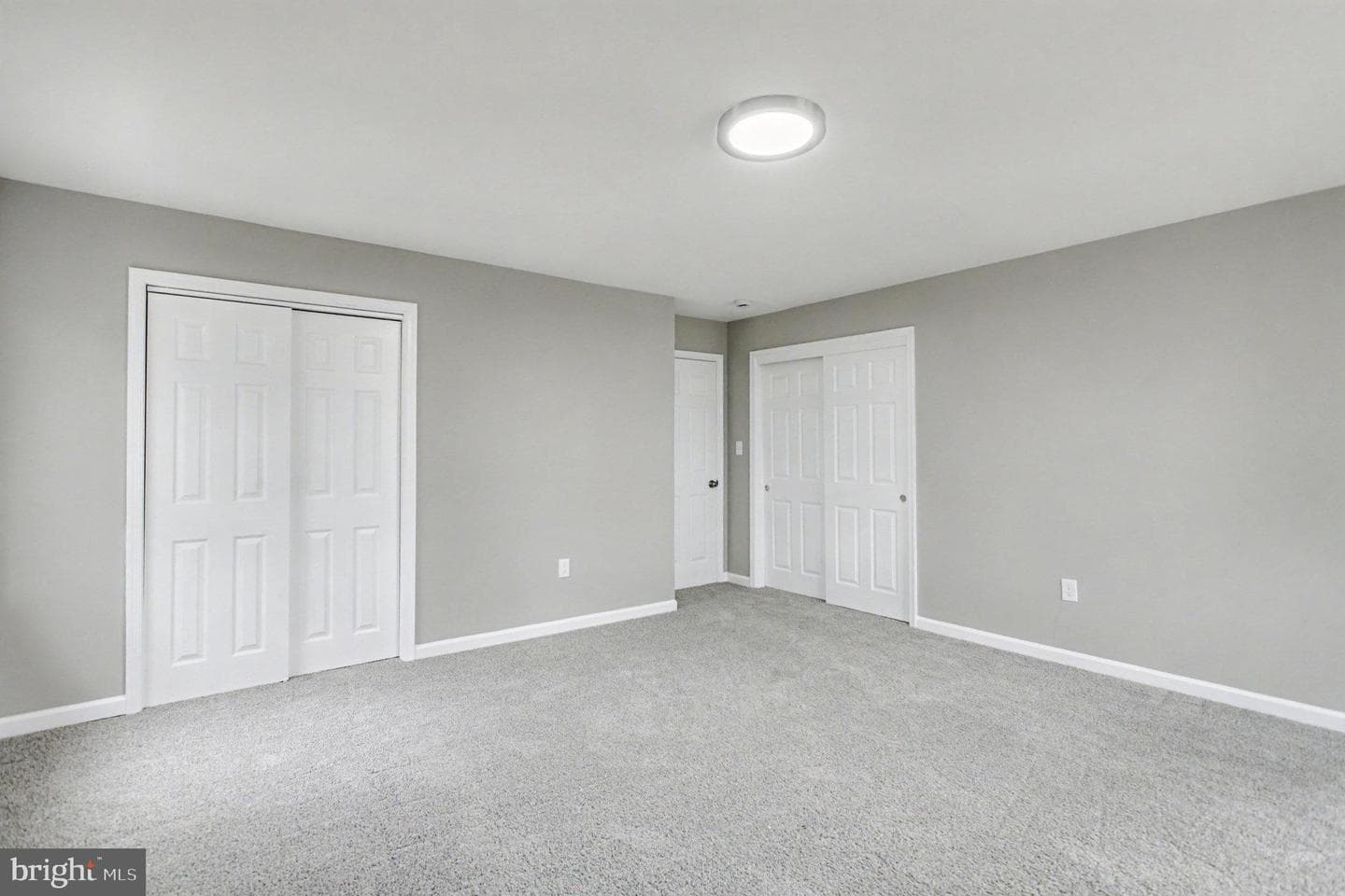Garrett Court photo 31