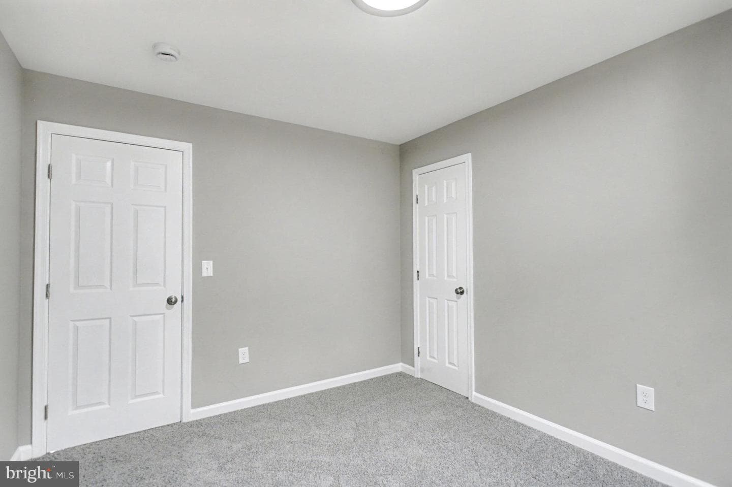 Garrett Court photo 34