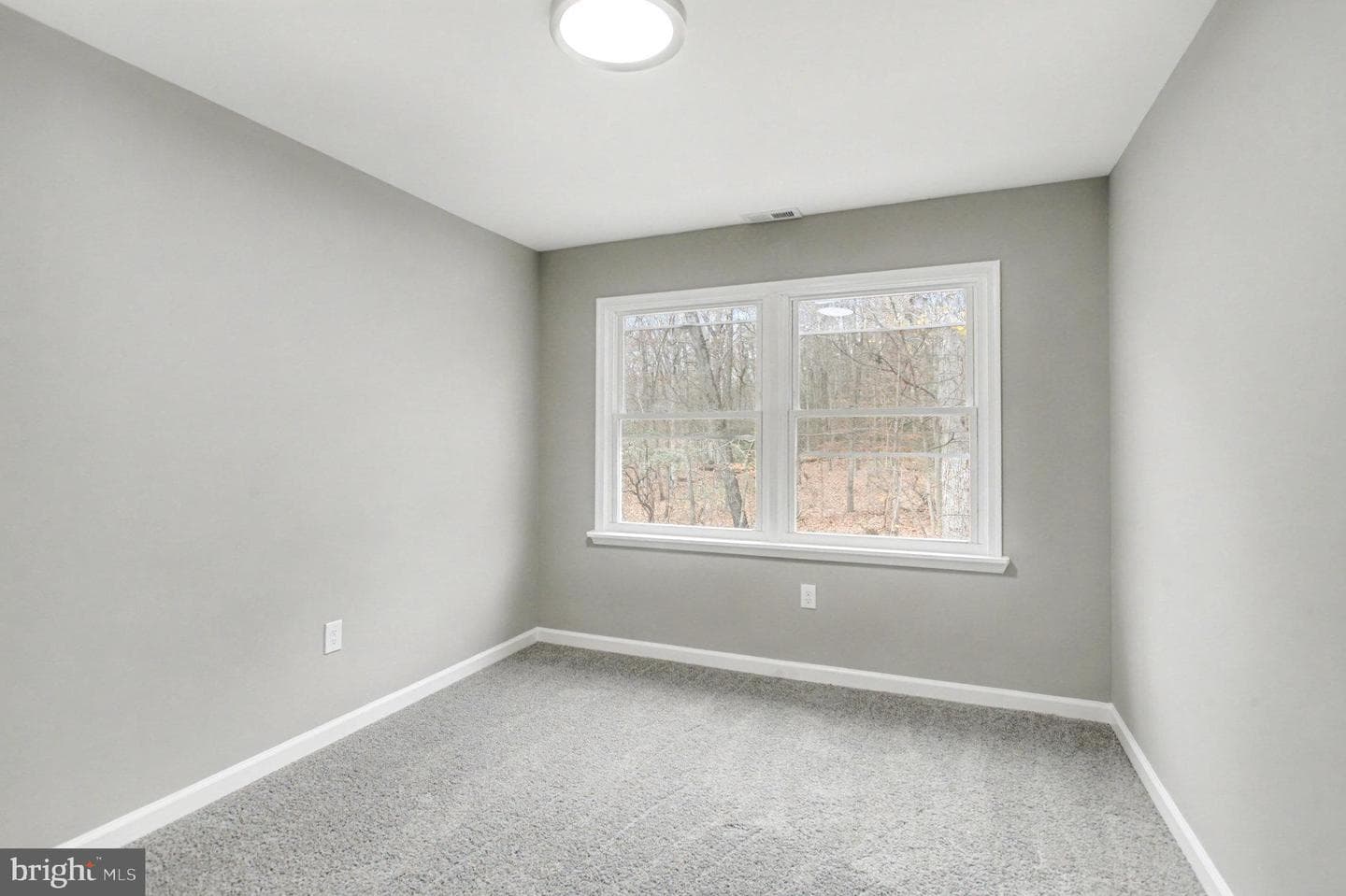 Garrett Court photo 35