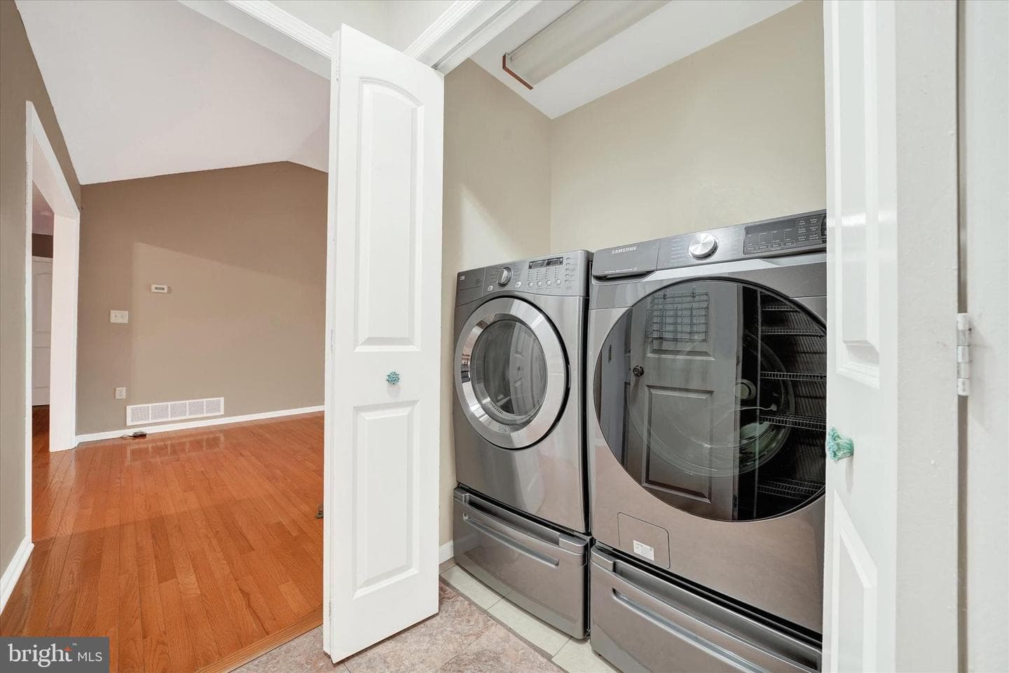 779 Chestnut Hill Road photo 15