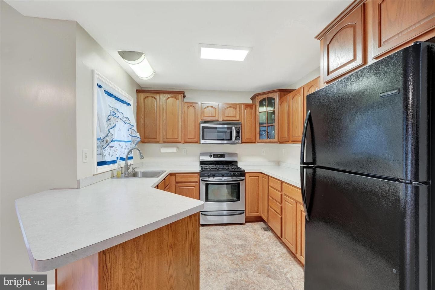 779 Chestnut Hill Road photo 7