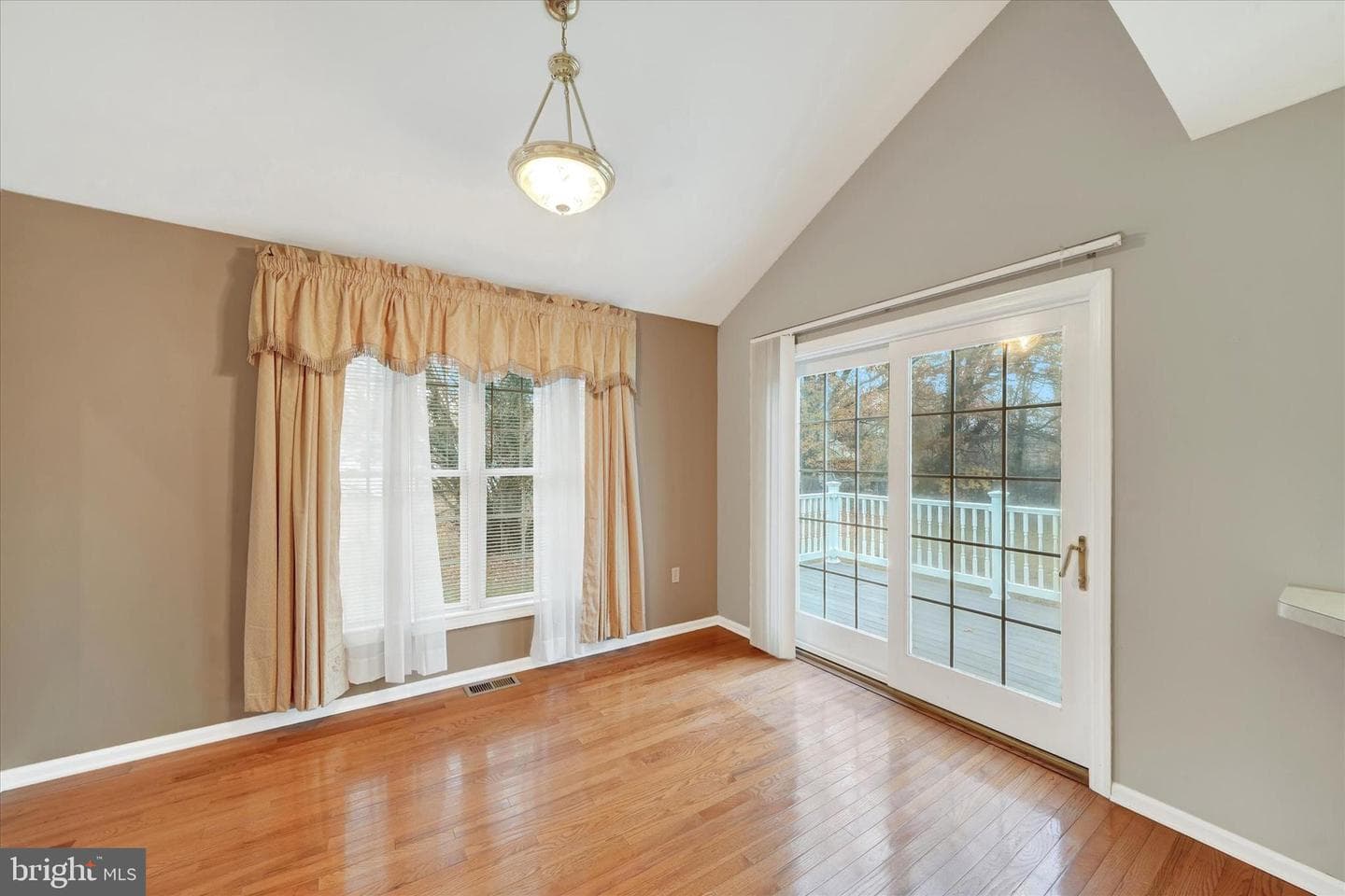779 Chestnut Hill Road photo 9