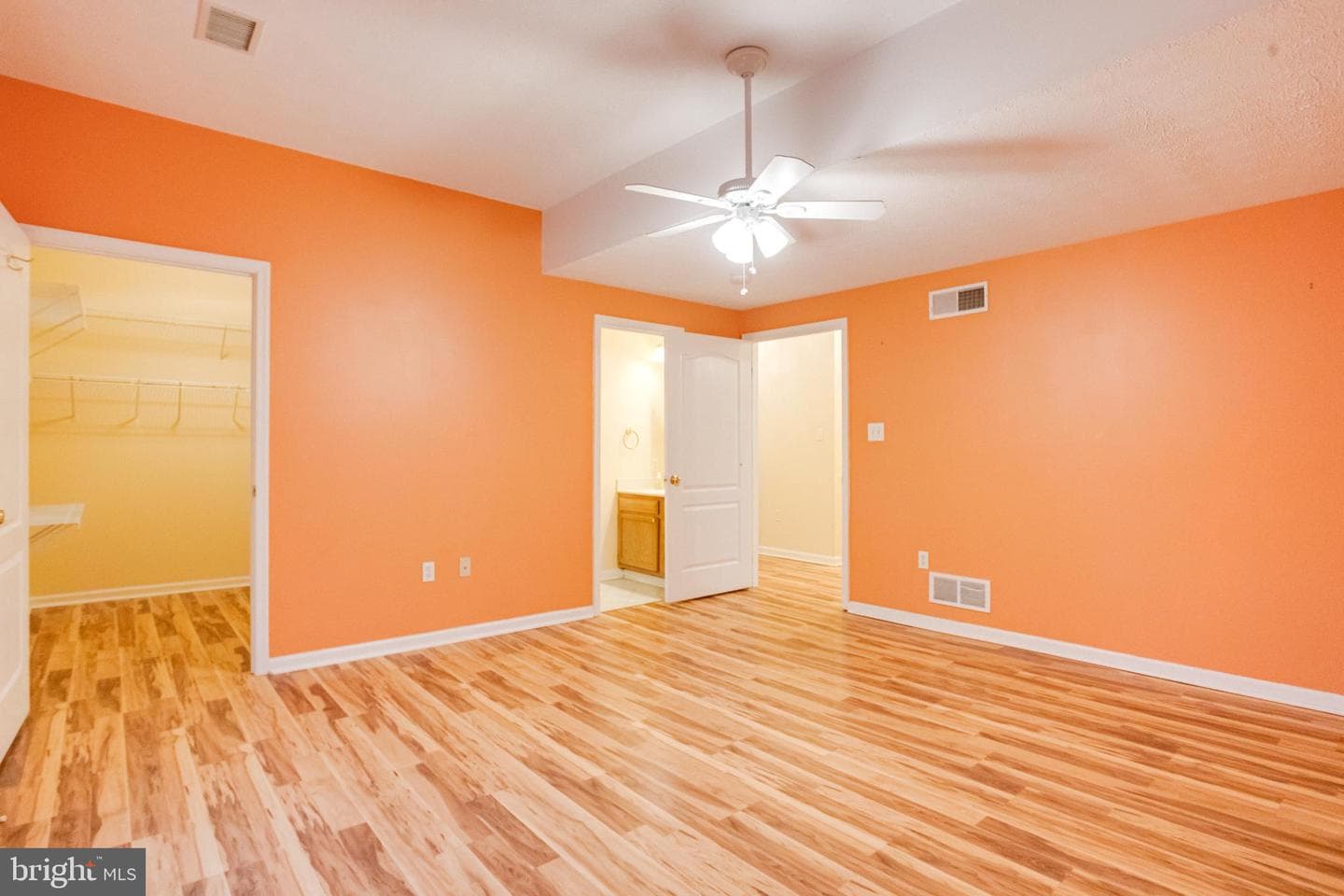 224 Independence Drive photo 38