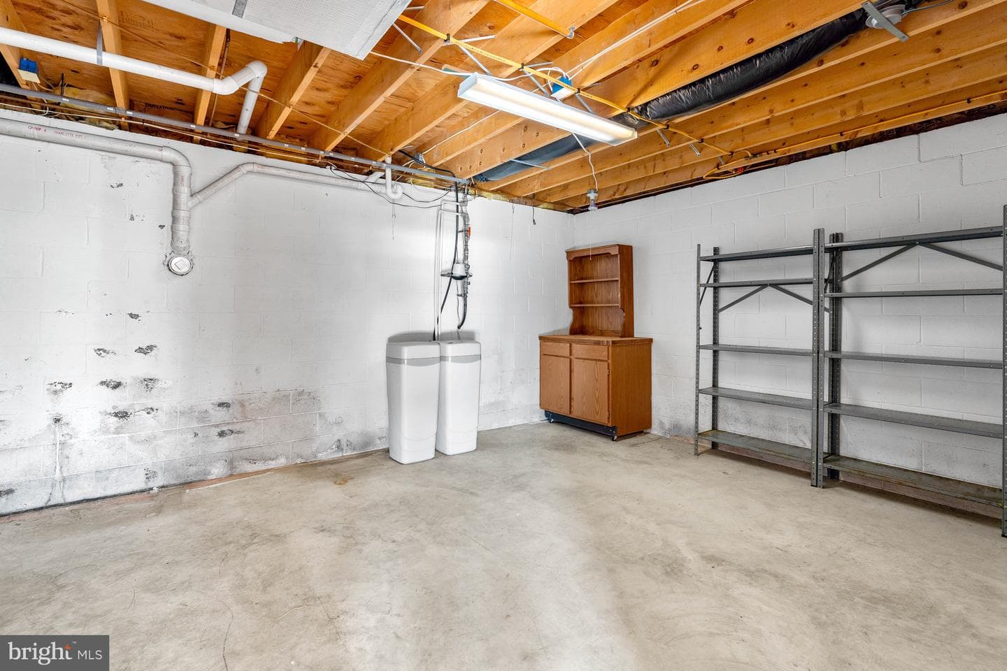 614 Biddle Street photo 26