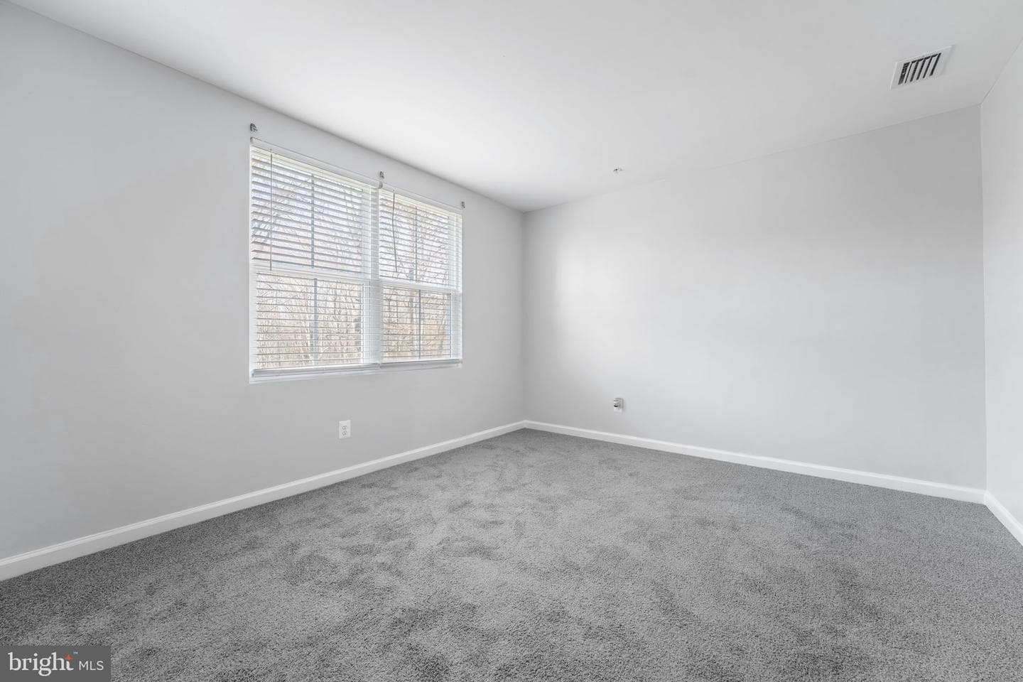 152 Ben Boulevard photo 13