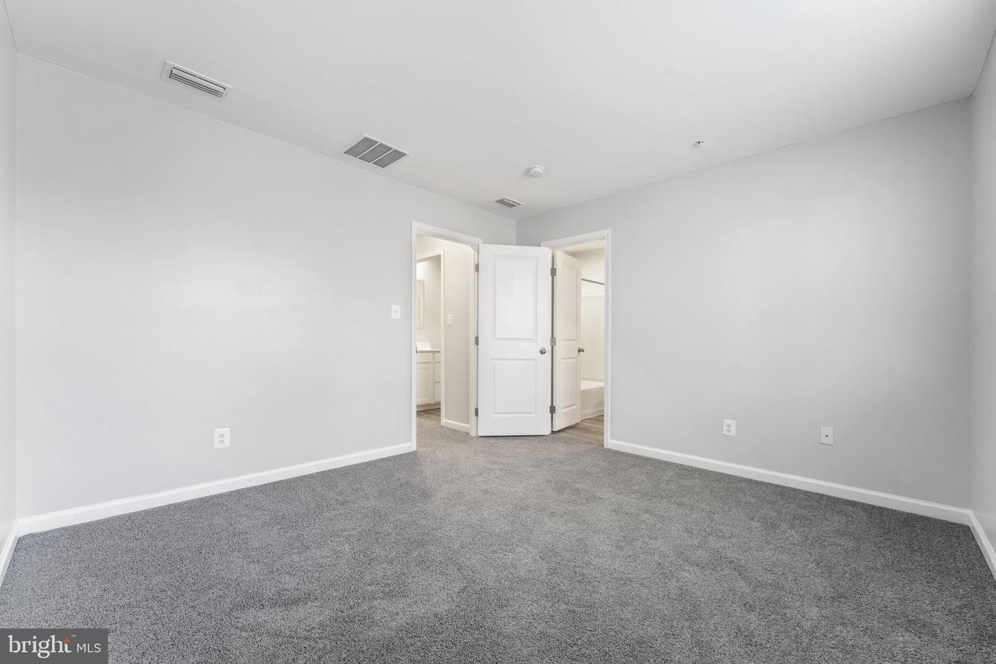 152 Ben Boulevard photo 14