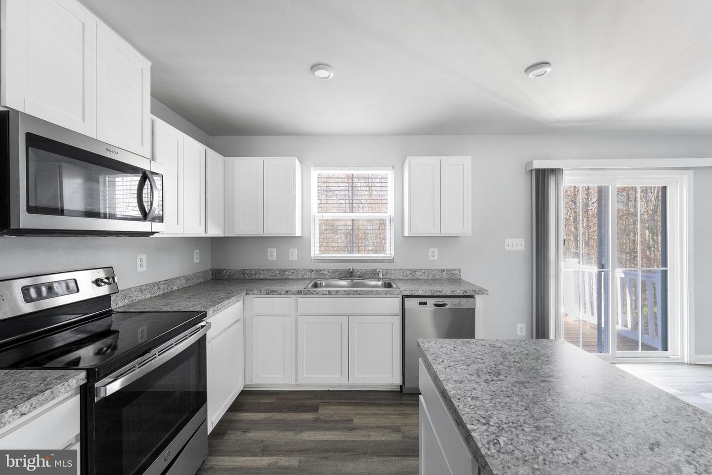 152 Ben Boulevard photo 4