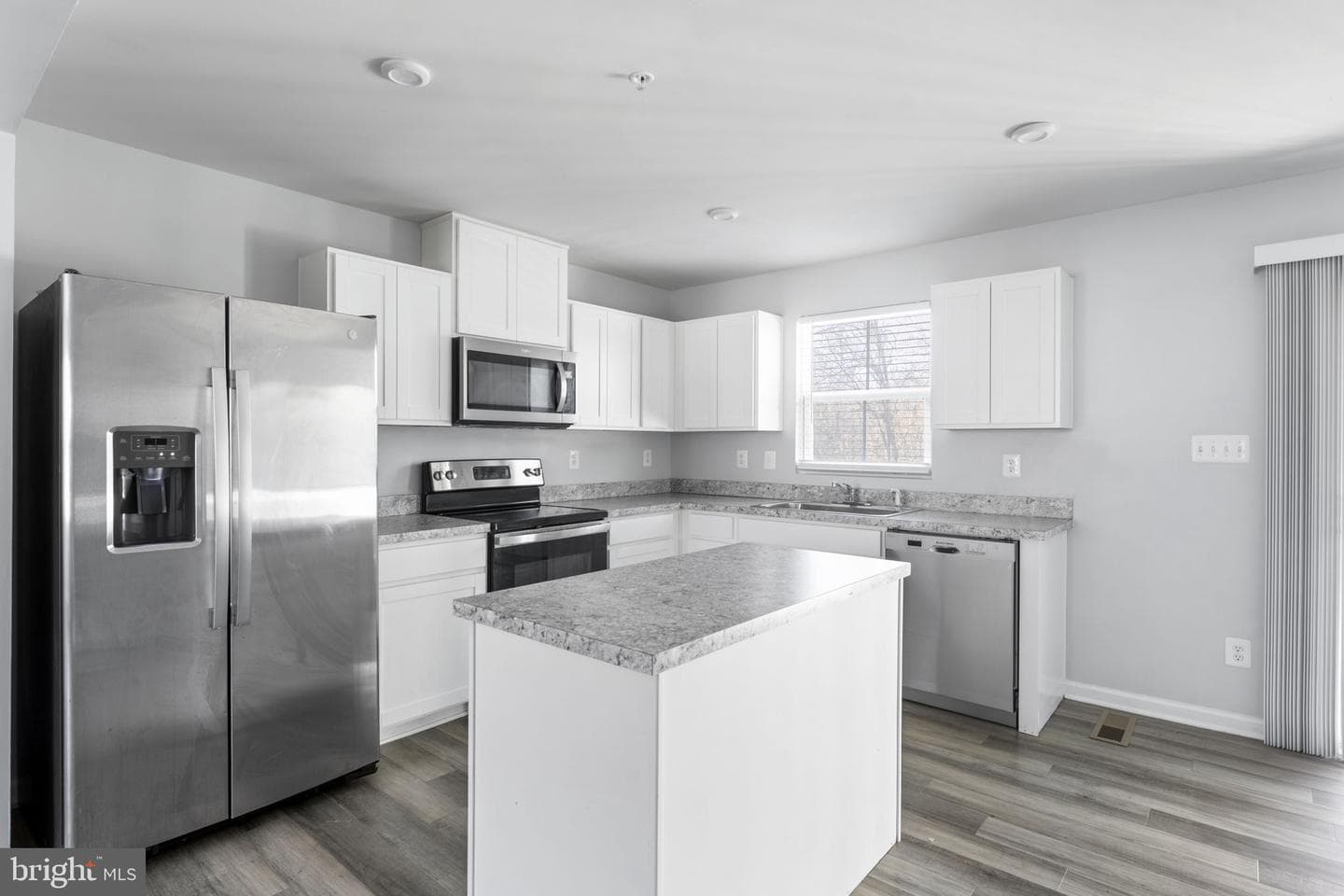152 Ben Boulevard photo 6