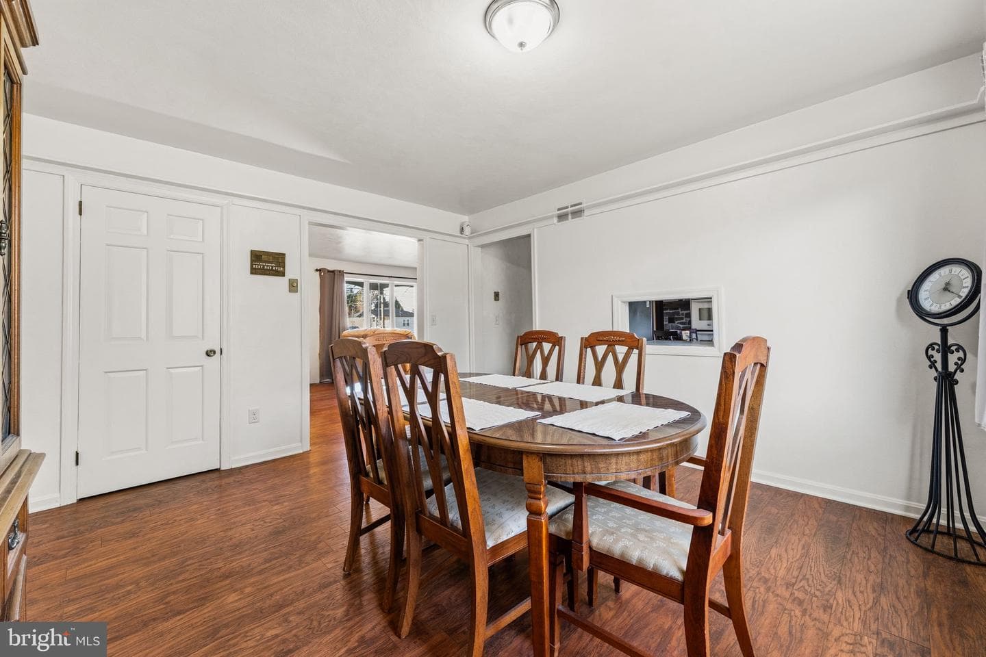 368 Appleton Road photo 11