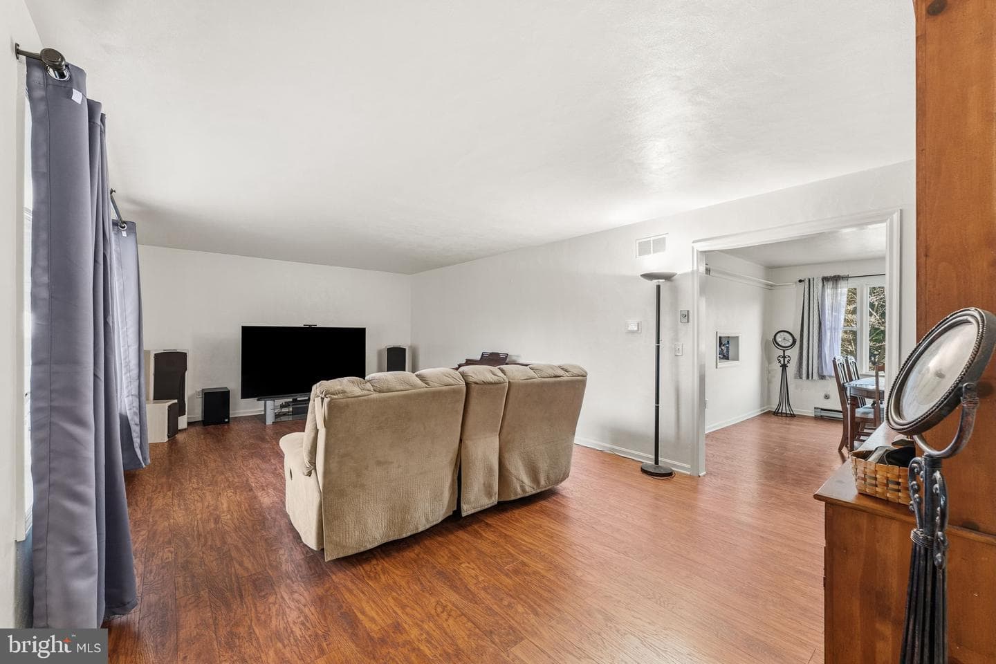 368 Appleton Road photo 5