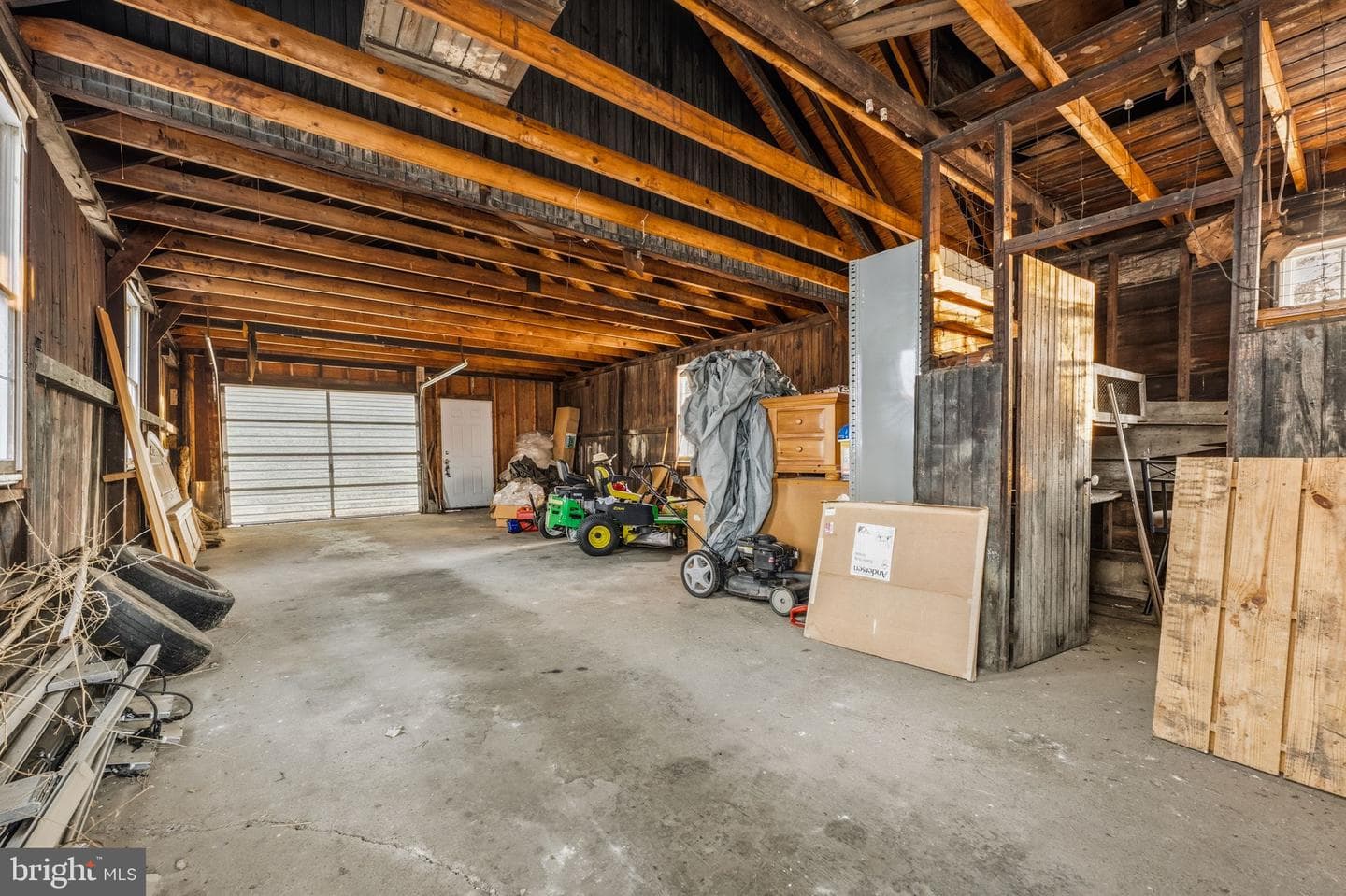 368 Appleton Road photo 54