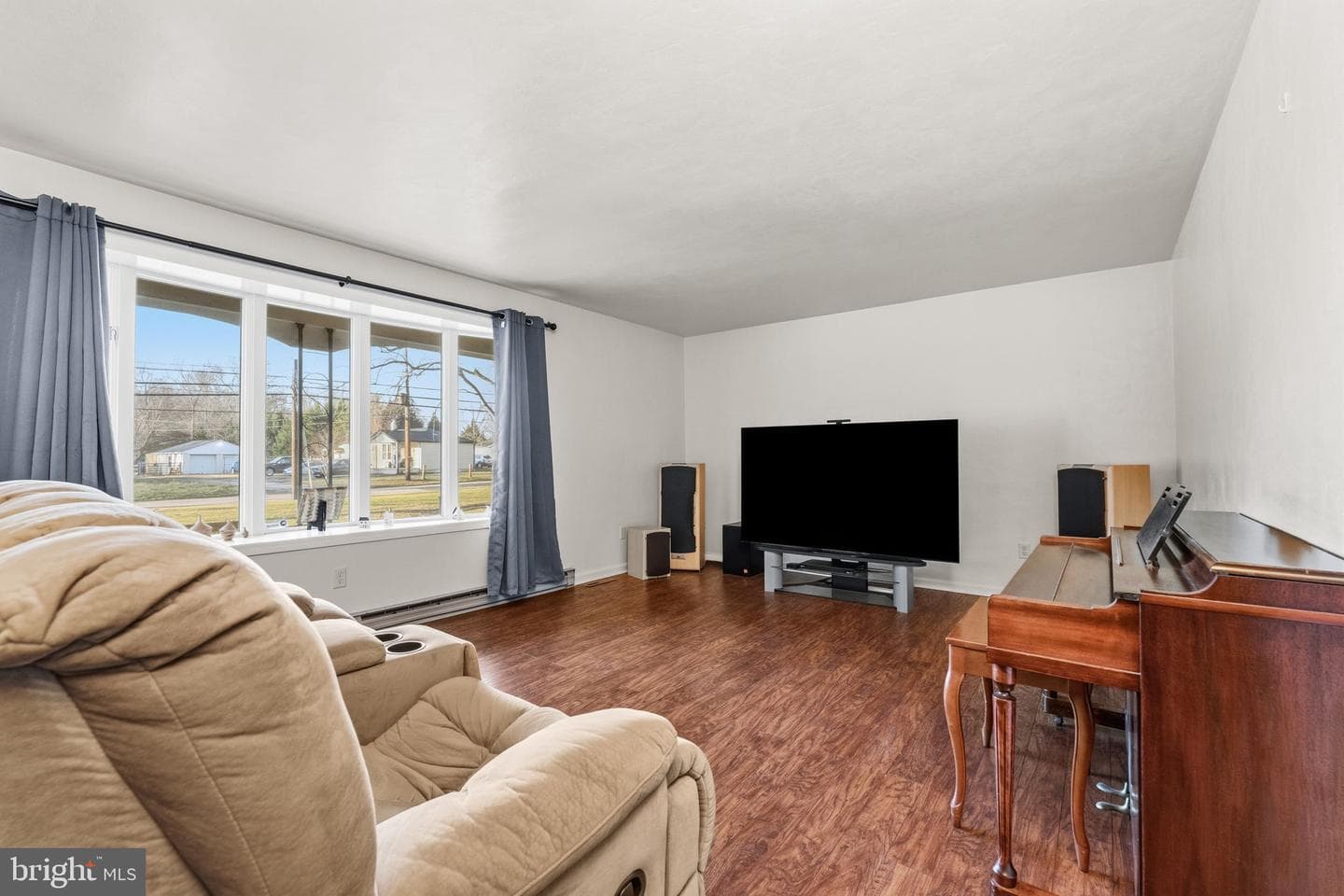 368 Appleton Road photo 6